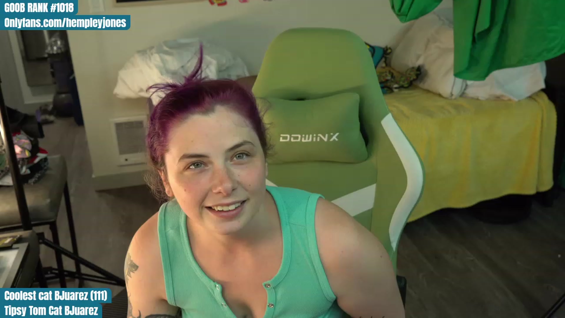 Gallery image thumbnail from Hempleyjones's myfreecams stream on, 08/04/2023, 24:02 image 11 of 20
