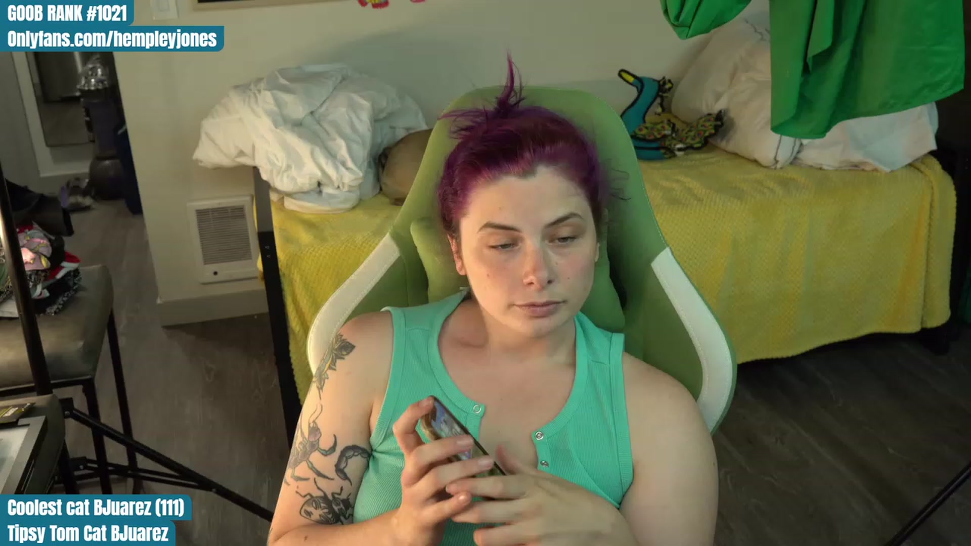 Gallery image thumbnail from Hempleyjones's myfreecams stream on, 08/04/2023, 24:02 image 13 of 20