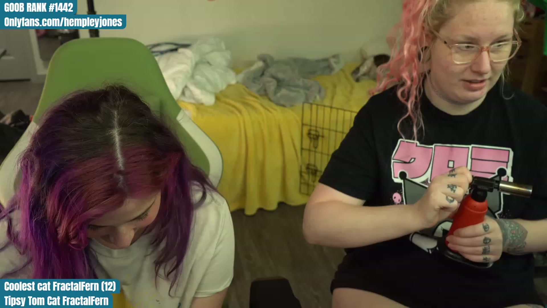 Gallery image thumbnail from Hempleyjones's myfreecams stream on, 08/06/2023, 01:06 image 1 of 20