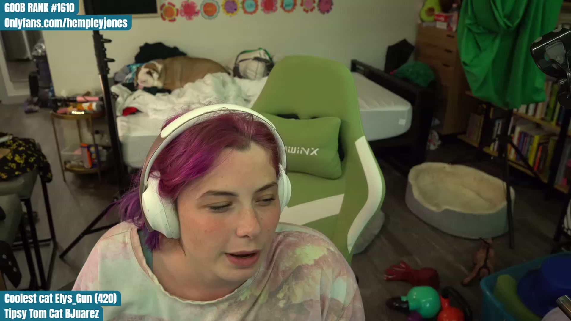 Gallery image thumbnail from Hempleyjones's myfreecams stream on, 08/11/2023, 01:53 image 2 of 20