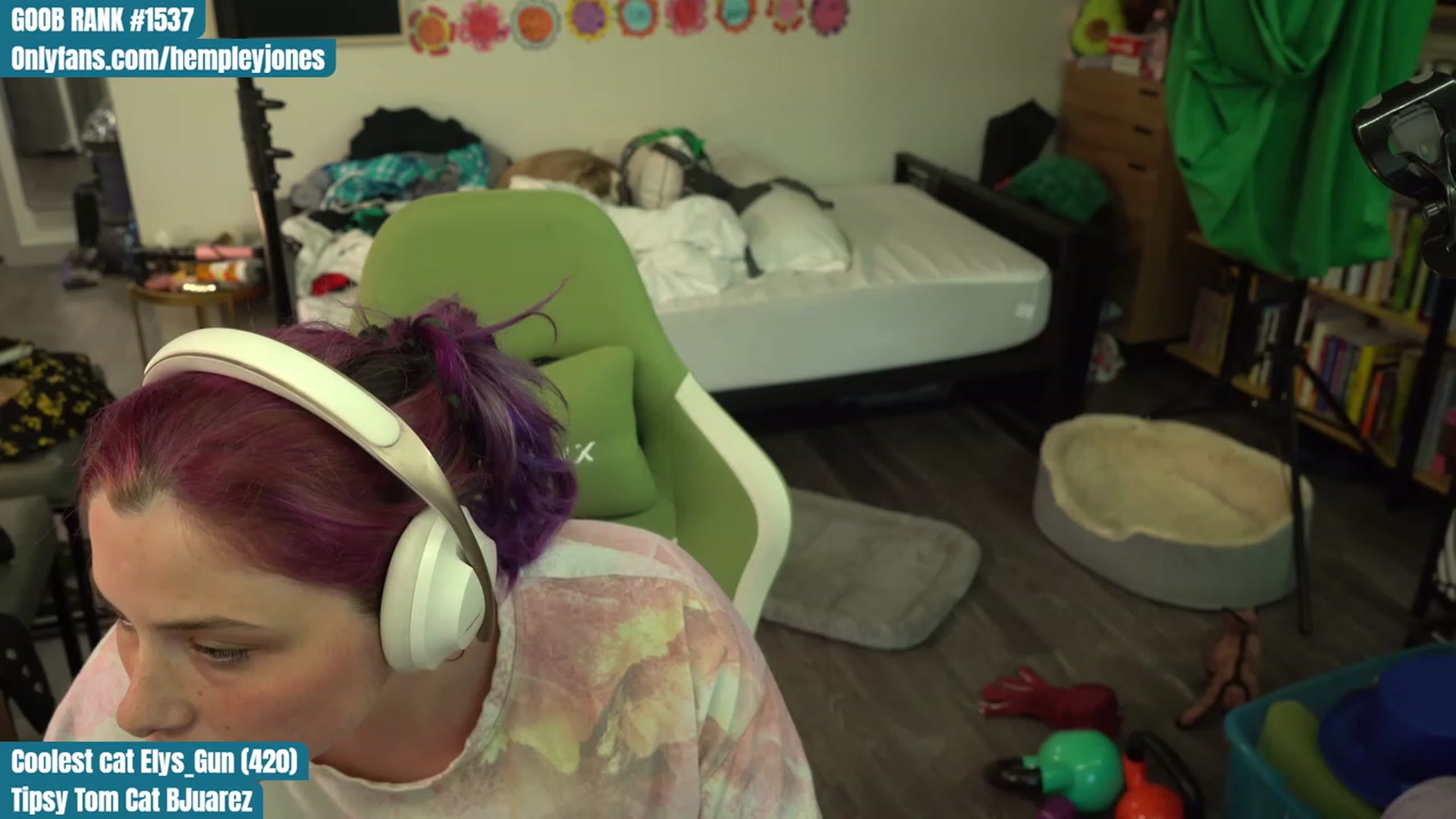 Gallery image thumbnail from Hempleyjones's myfreecams stream on, 08/11/2023, 01:53 image 20 of 20