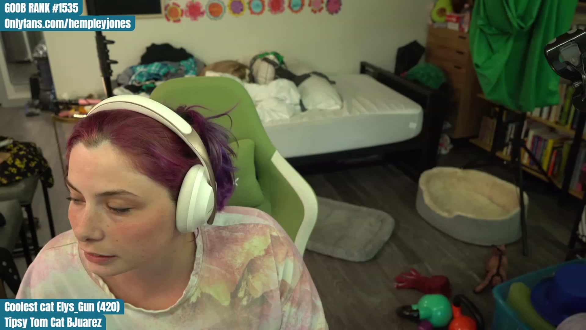 Gallery image thumbnail from Hempleyjones's myfreecams stream on, 08/11/2023, 01:53 image 19 of 20