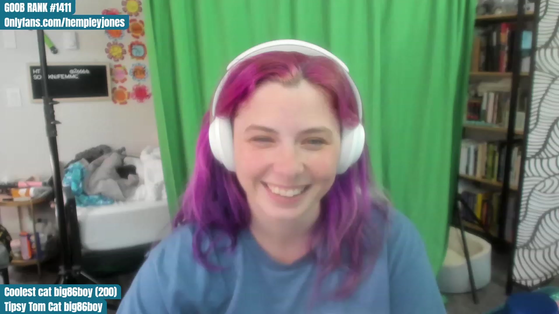 Gallery image thumbnail from Hempleyjones's myfreecams stream on, 08/11/2023, 21:48 image 4 of 20