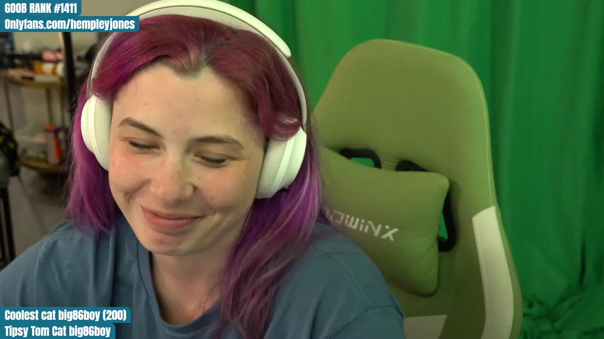 Gallery image thumbnail from Hempleyjones's myfreecams stream on, 08/11/2023, 21:48 image 3 of 20