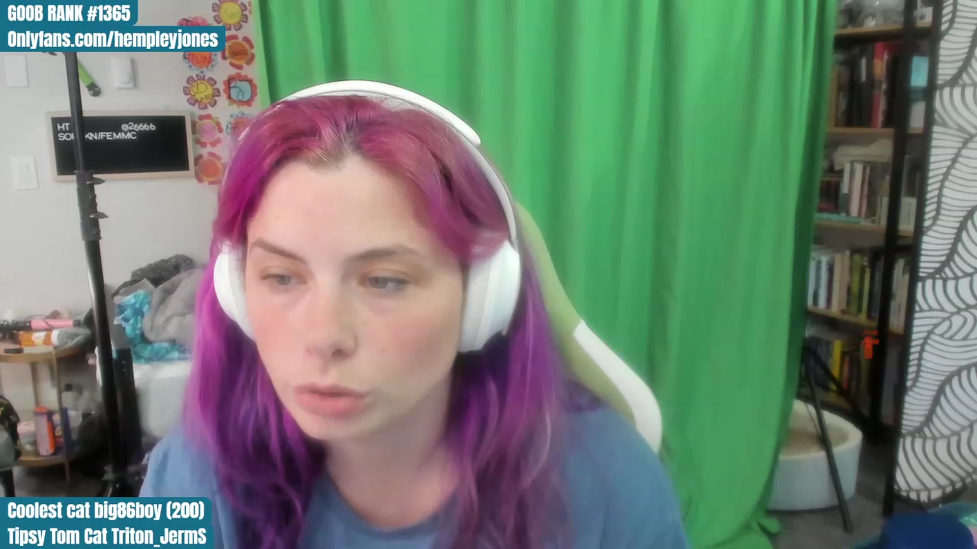 Gallery image thumbnail from Hempleyjones's myfreecams stream on, 08/11/2023, 21:48 image 14 of 20