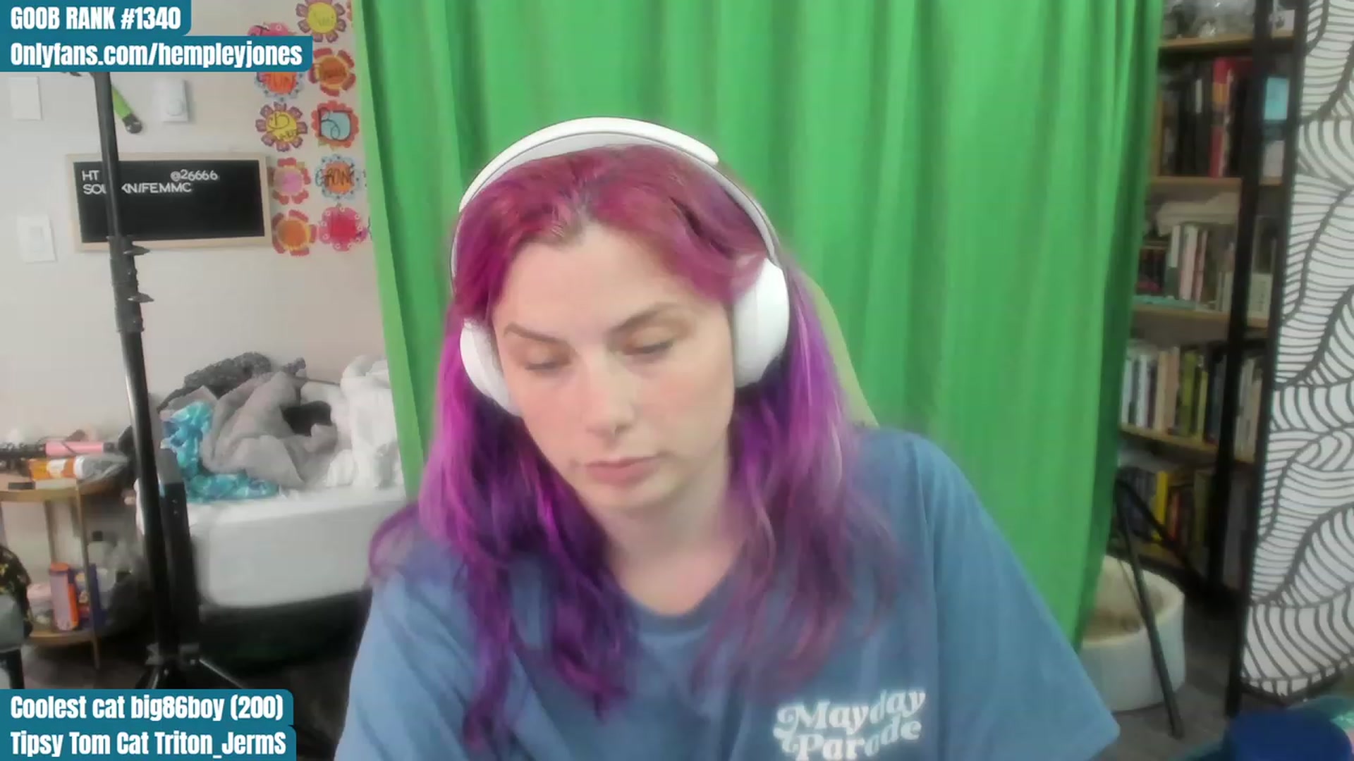 Gallery image thumbnail from Hempleyjones's myfreecams stream on, 08/11/2023, 21:48 image 16 of 20