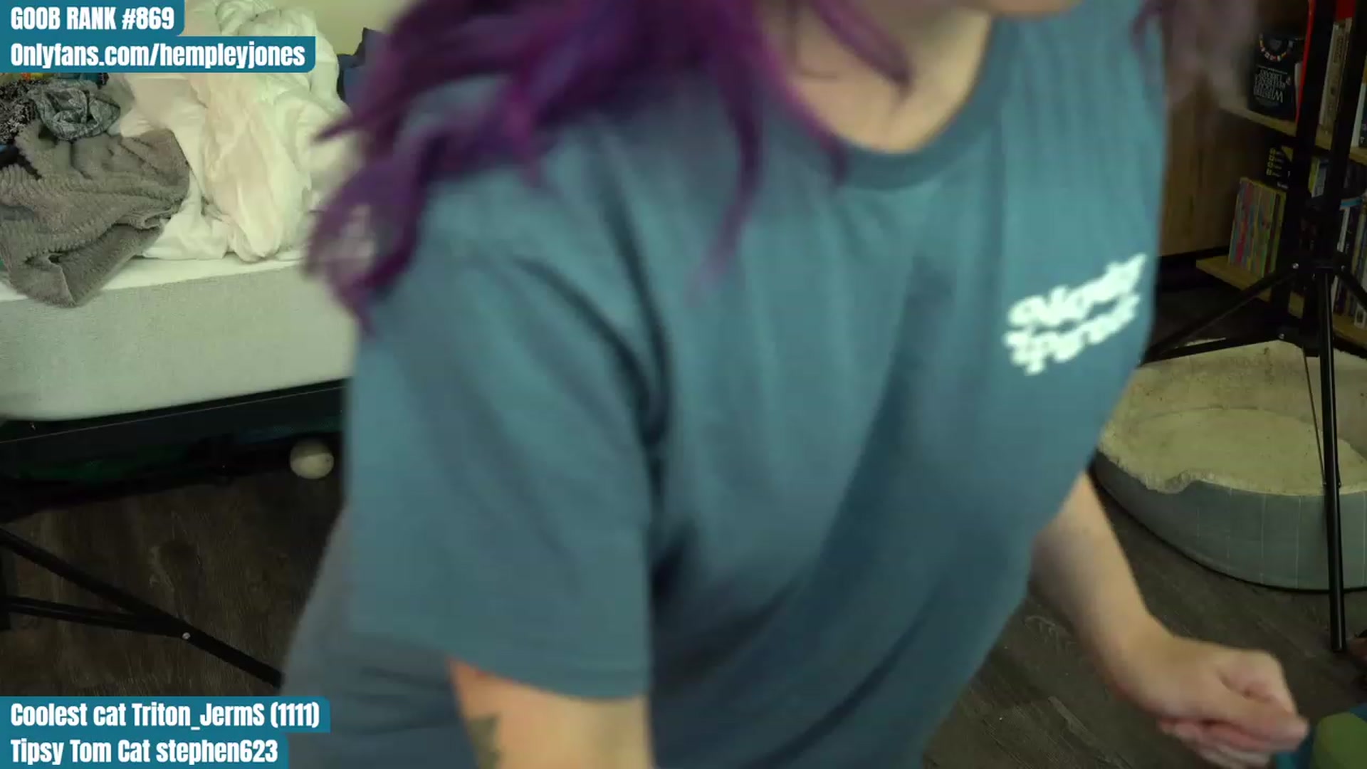 Gallery image thumbnail from Hempleyjones's myfreecams stream on, 08/12/2023, 16:15 image 6 of 20