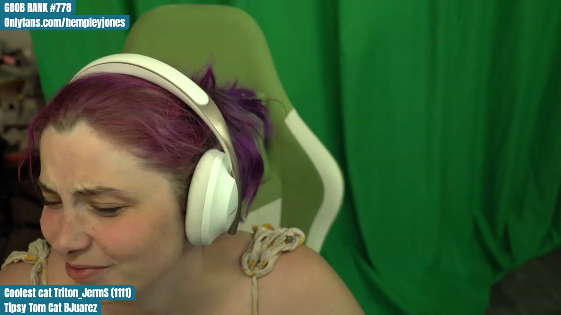Gallery image thumbnail from Hempleyjones's myfreecams stream on, 08/13/2023, 01:15 image 16 of 20