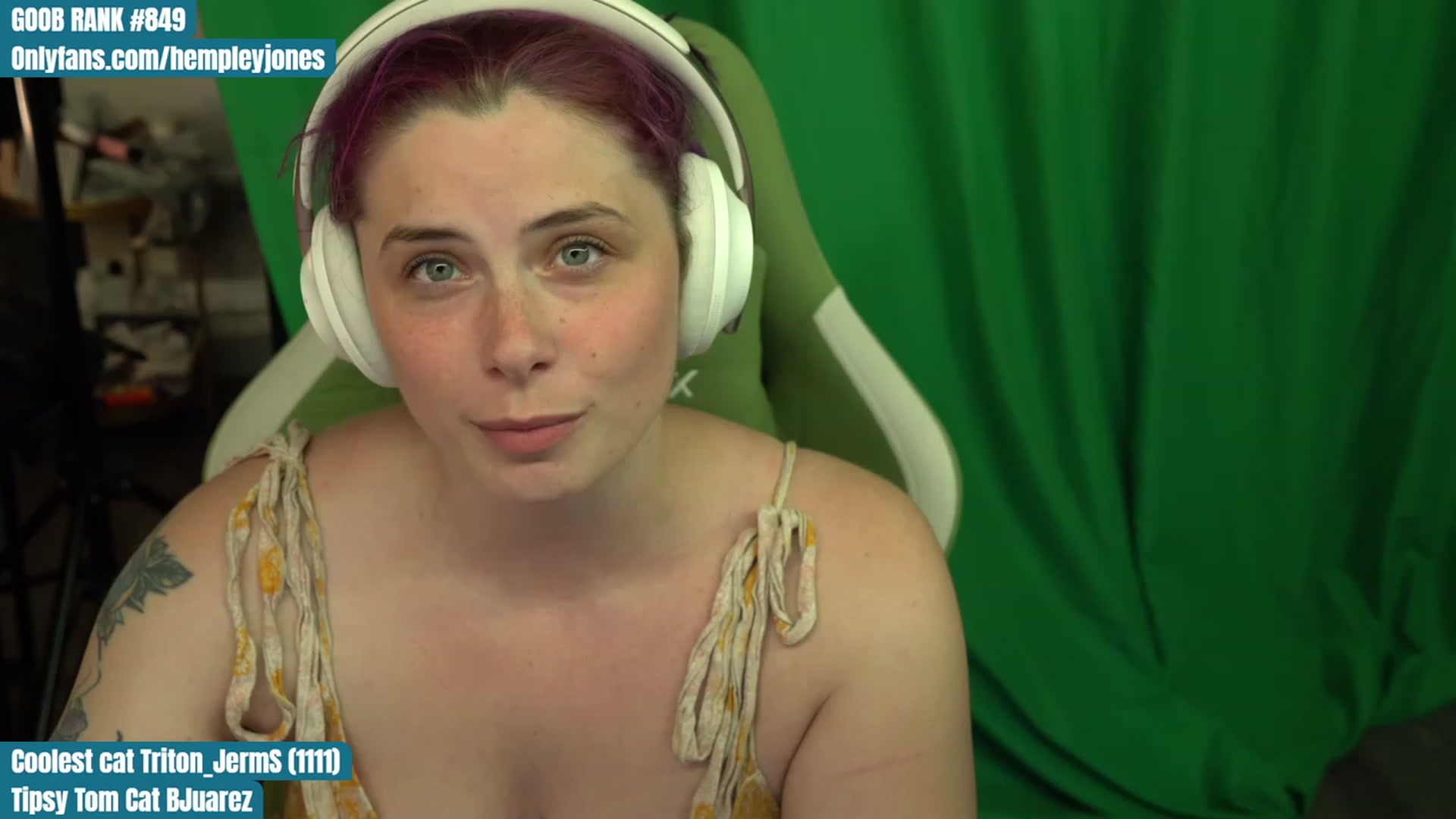 Gallery image thumbnail from Hempleyjones's myfreecams stream on, 08/13/2023, 01:15 image 1 of 20