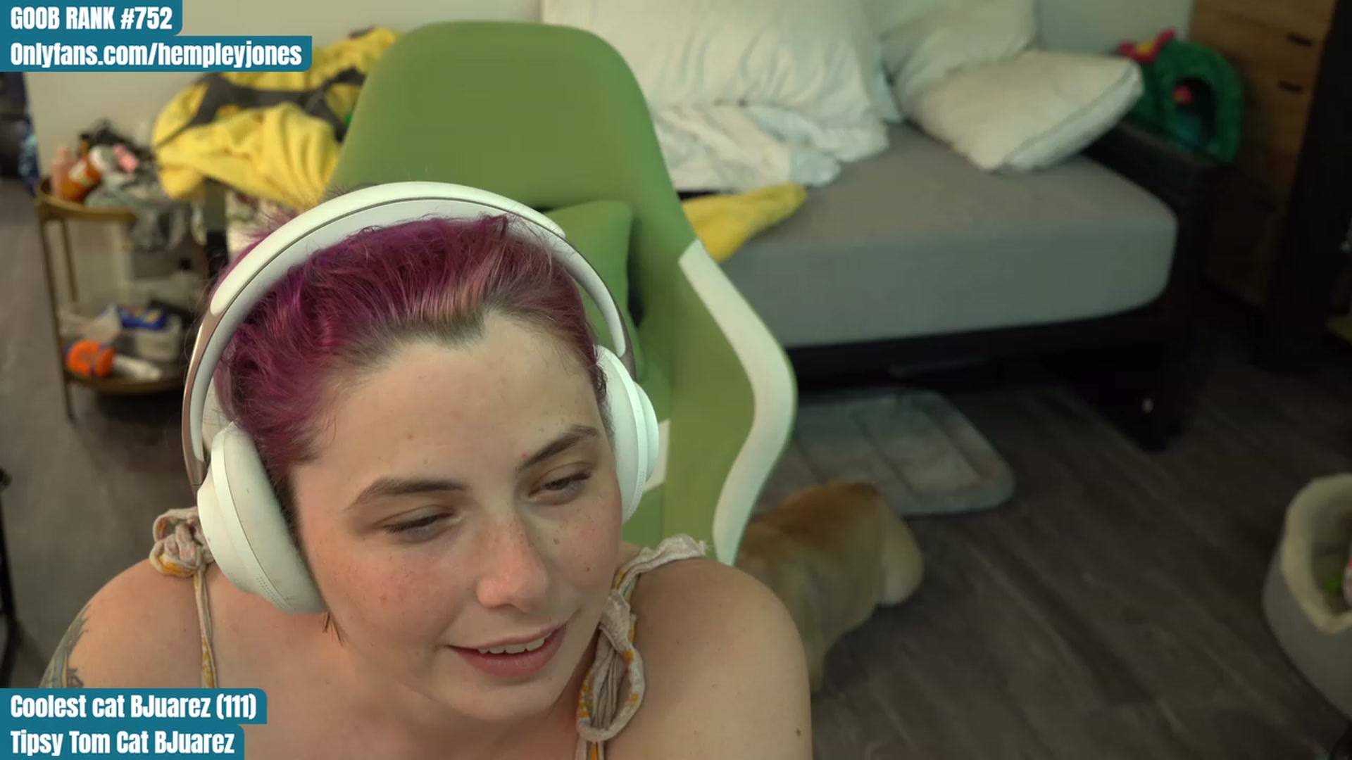 Gallery image thumbnail from Hempleyjones's myfreecams stream on, 08/15/2023, 02:13 image 15 of 20