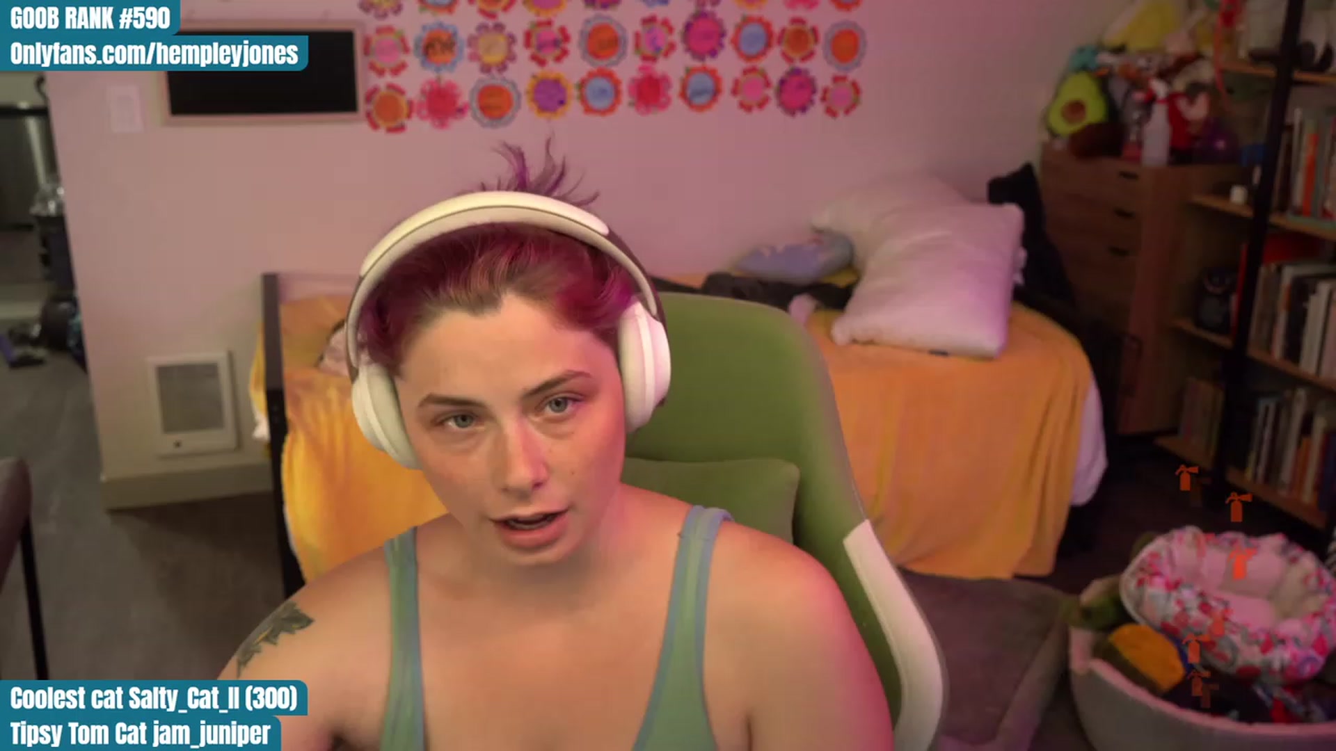 Gallery image thumbnail from Hempleyjones's myfreecams stream on, 08/17/2023, 23:47 image 4 of 20