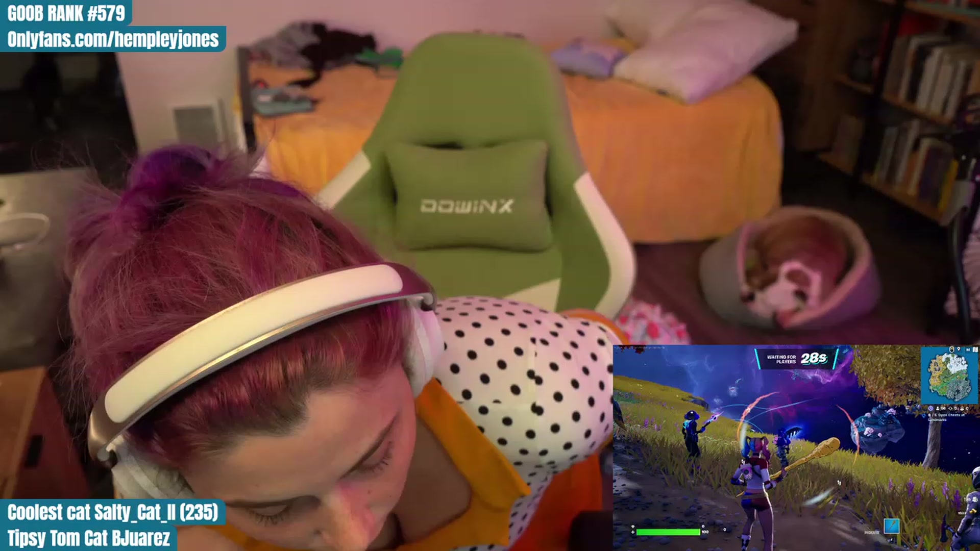 Gallery image thumbnail from Hempleyjones's myfreecams stream on, 08/19/2023, 01:46 image 6 of 20