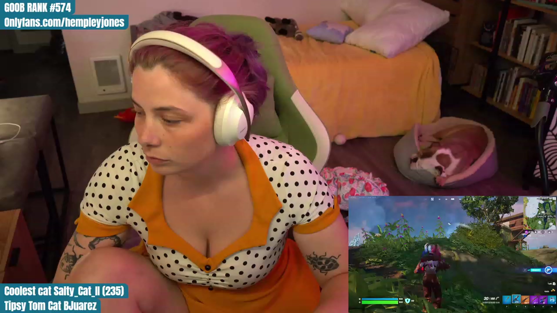 Gallery image thumbnail from Hempleyjones's myfreecams stream on, 08/19/2023, 01:46 image 14 of 20
