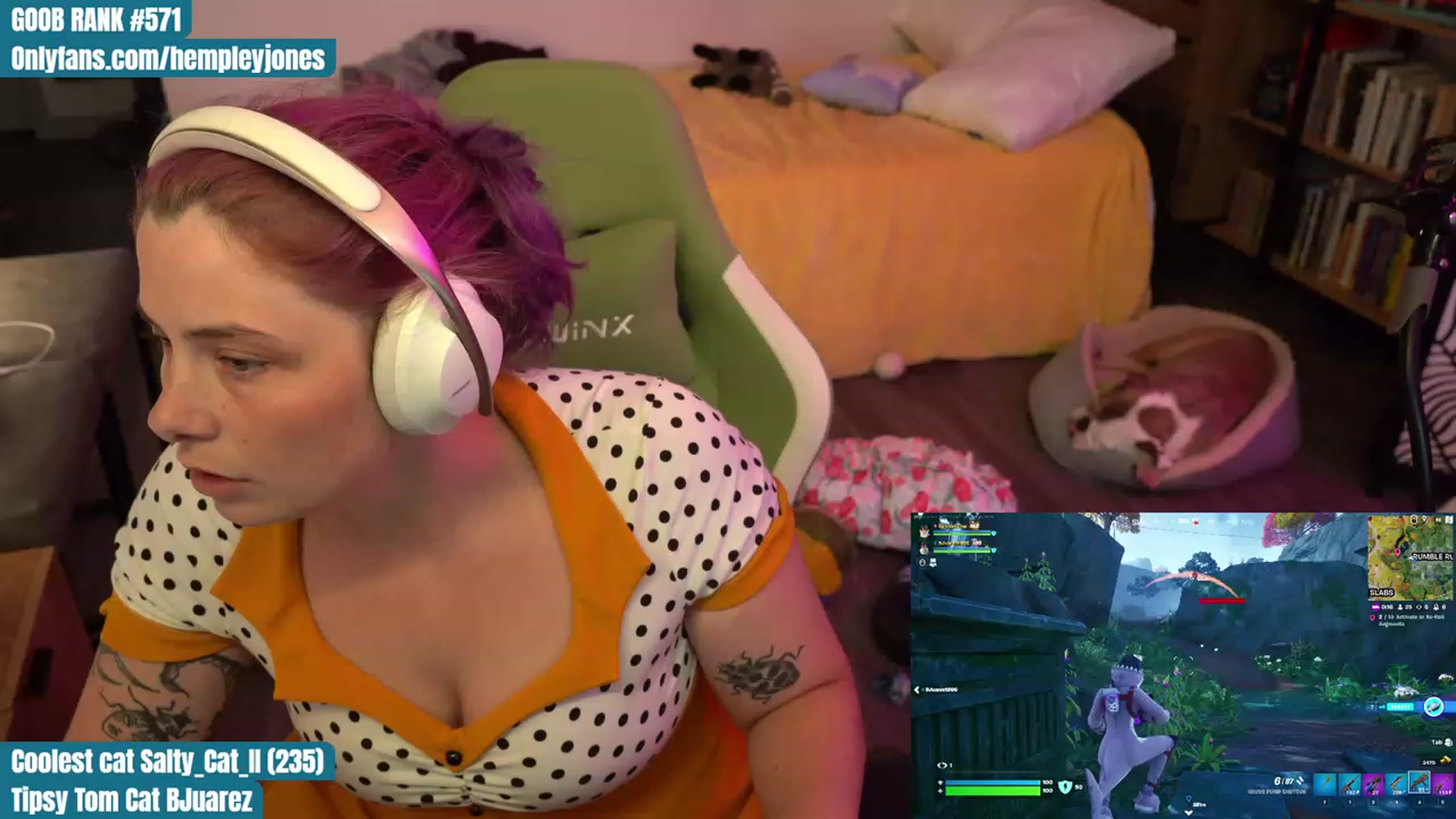 Gallery image thumbnail from Hempleyjones's myfreecams stream on, 08/19/2023, 02:14 image 2 of 20