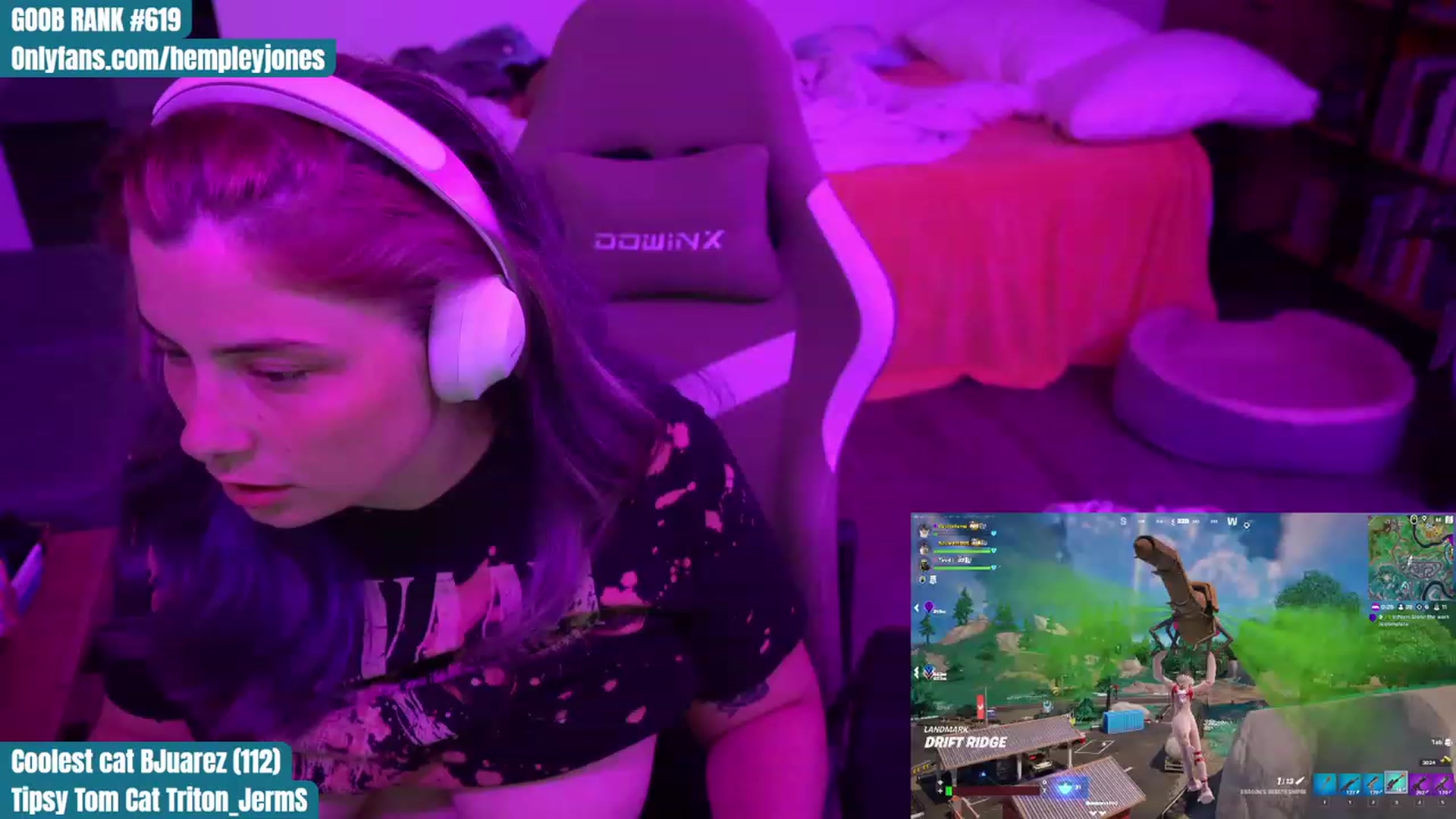 Gallery image thumbnail from Hempleyjones's myfreecams stream on, 08/20/2023, 03:58 image 11 of 20
