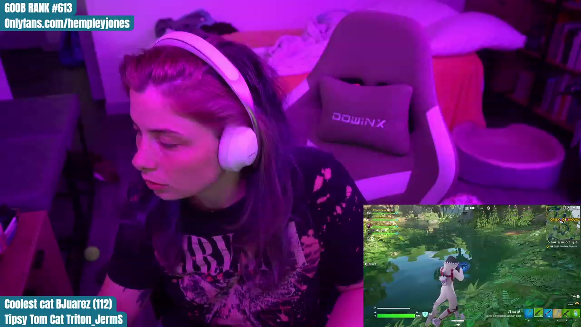 Gallery image thumbnail from Hempleyjones's myfreecams stream on, 08/20/2023, 05:30 image 3 of 20