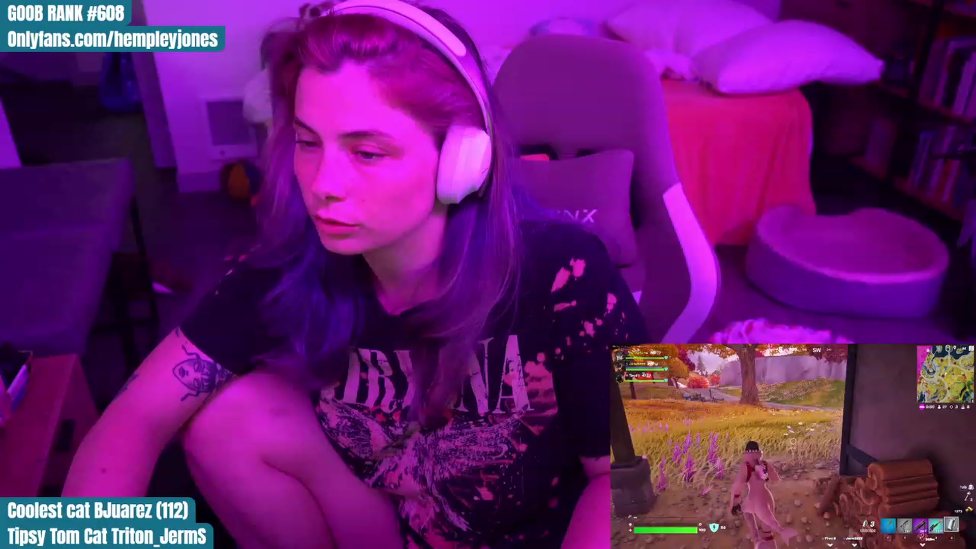 Gallery image thumbnail from Hempleyjones's myfreecams stream on, 08/20/2023, 05:30 image 16 of 20
