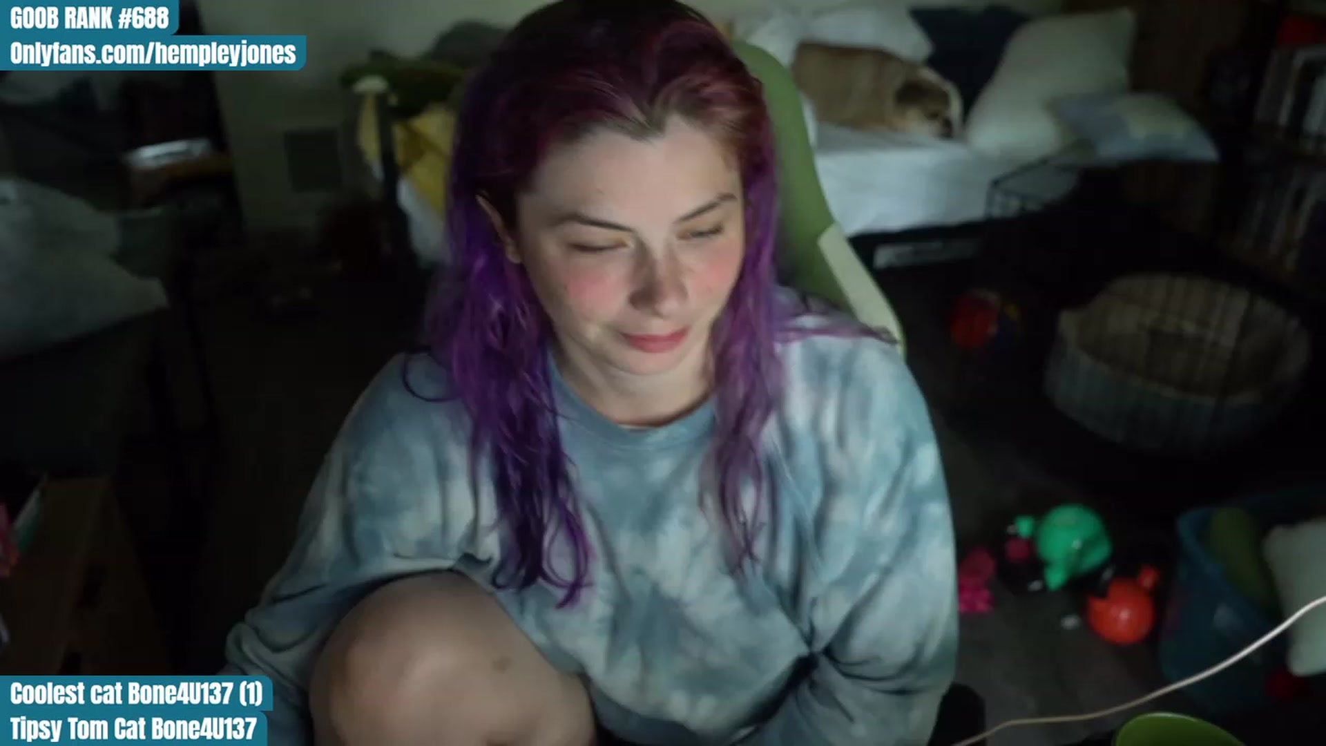 Gallery image thumbnail from Hempleyjones's myfreecams stream on, 08/21/2023, 23:45 image 2 of 20