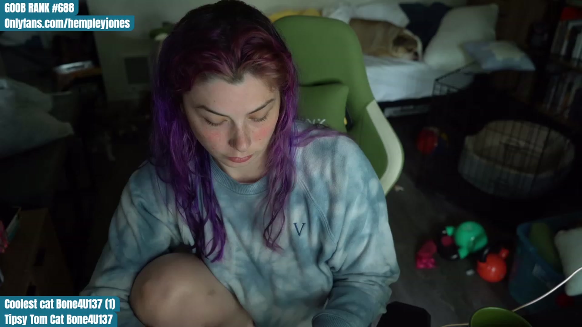 Gallery image thumbnail from Hempleyjones's myfreecams stream on, 08/21/2023, 23:45 image 3 of 20