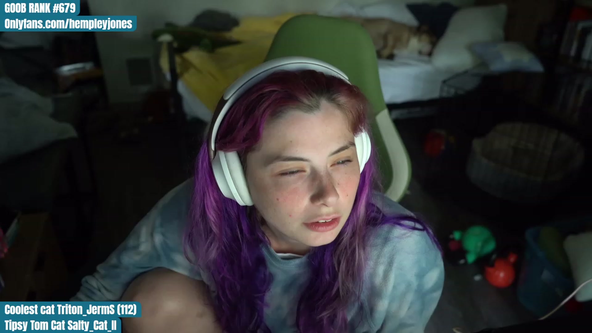Gallery image thumbnail from Hempleyjones's myfreecams stream on, 08/21/2023, 23:45 image 10 of 20