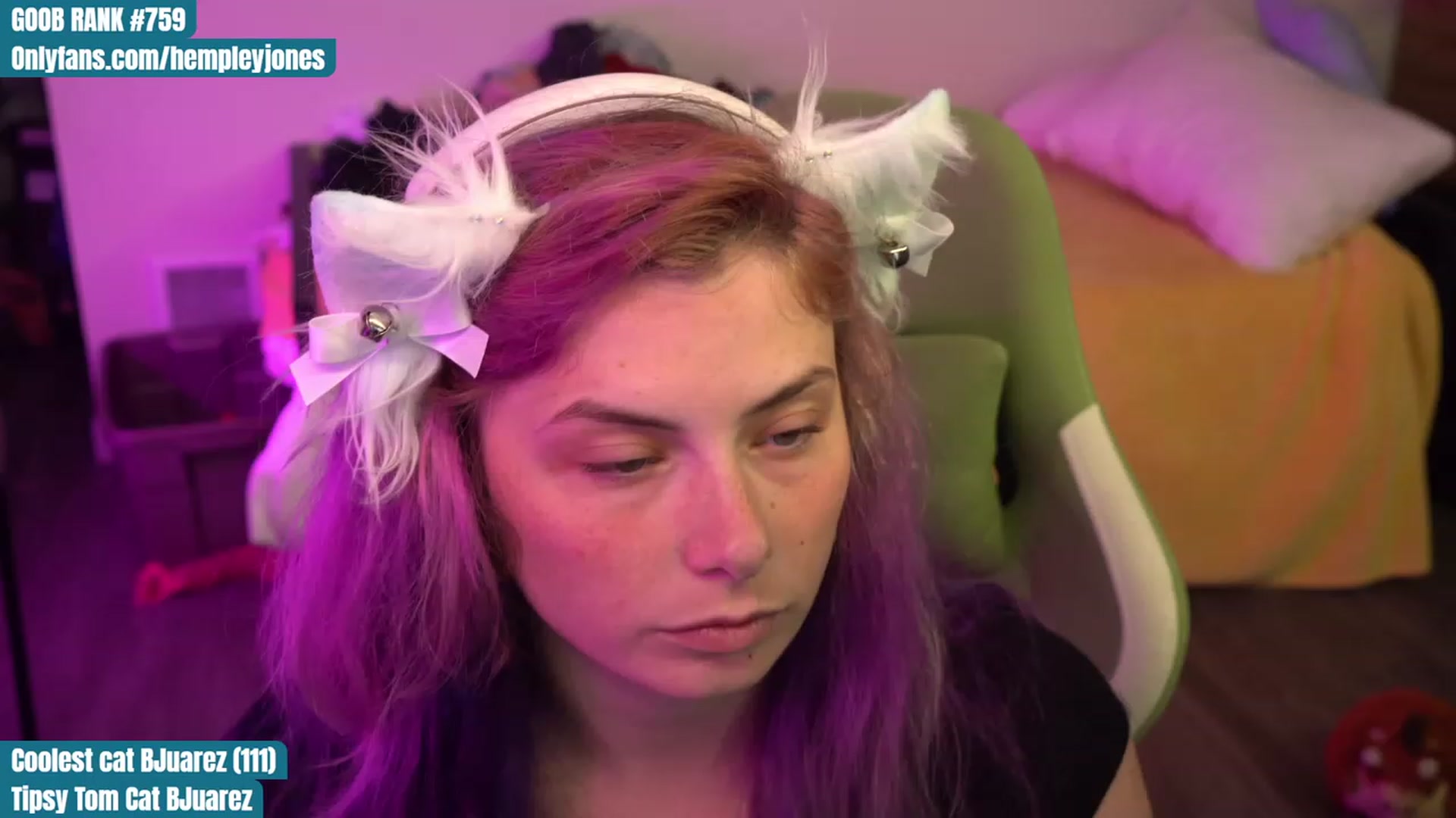 Gallery image thumbnail from Hempleyjones's myfreecams stream on, 08/25/2023, 01:27 image 18 of 20
