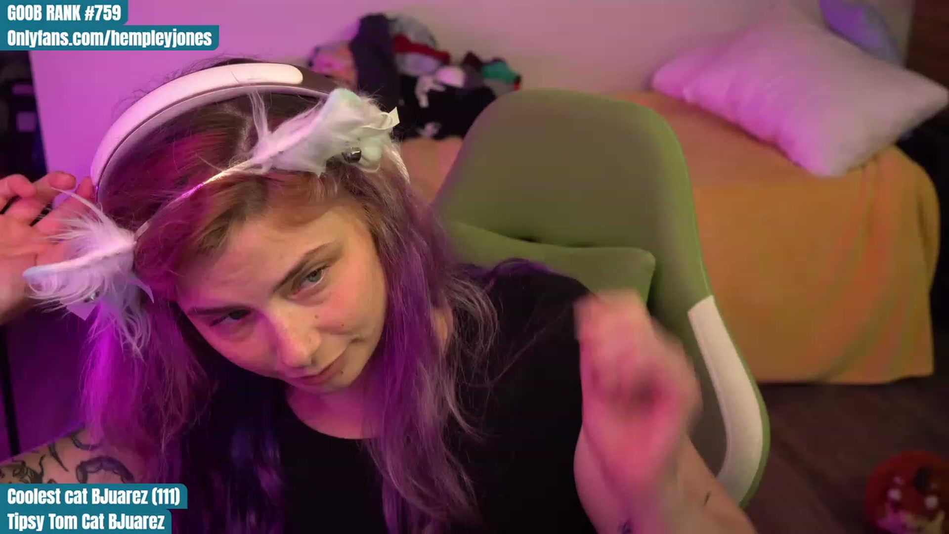 Gallery image thumbnail from Hempleyjones's myfreecams stream on, 08/25/2023, 01:27 image 19 of 20