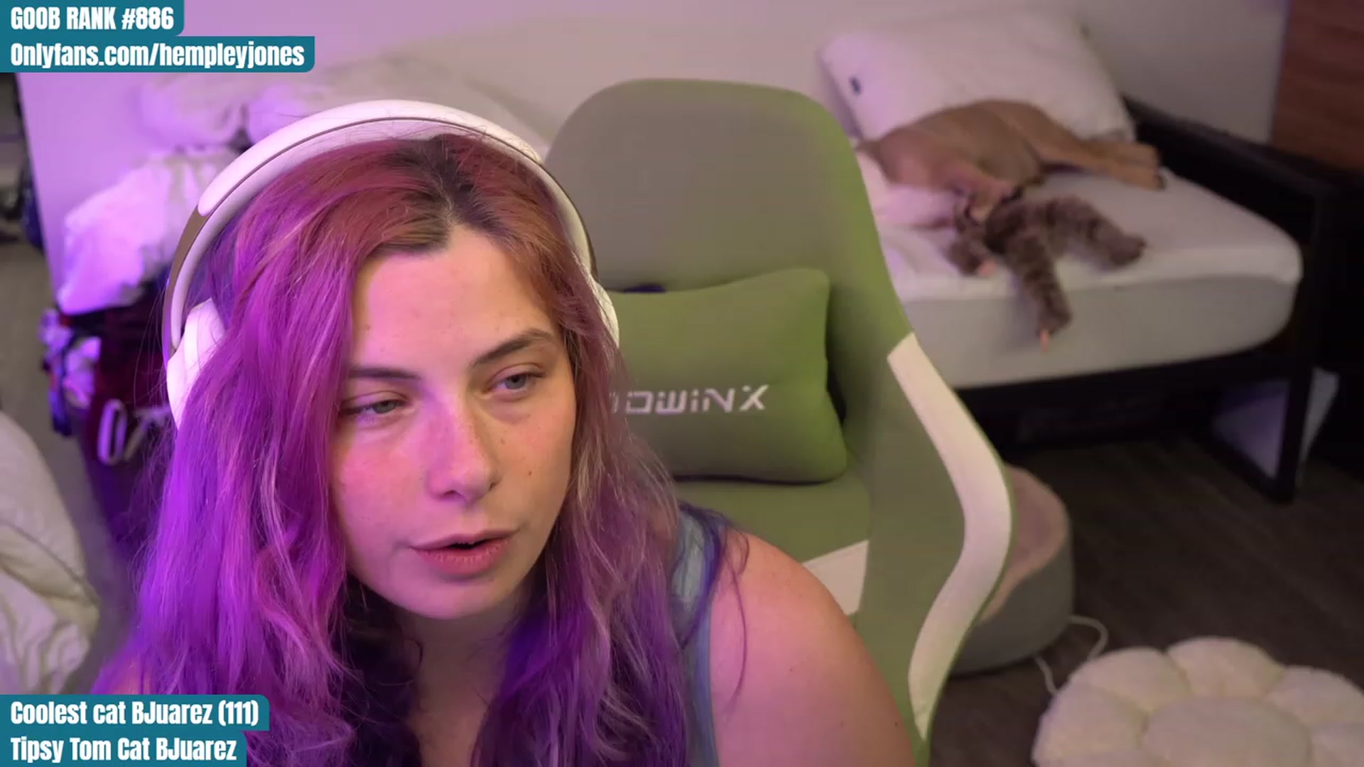 Gallery image thumbnail from Hempleyjones's myfreecams stream on, 08/29/2023, 22:59 image 3 of 20