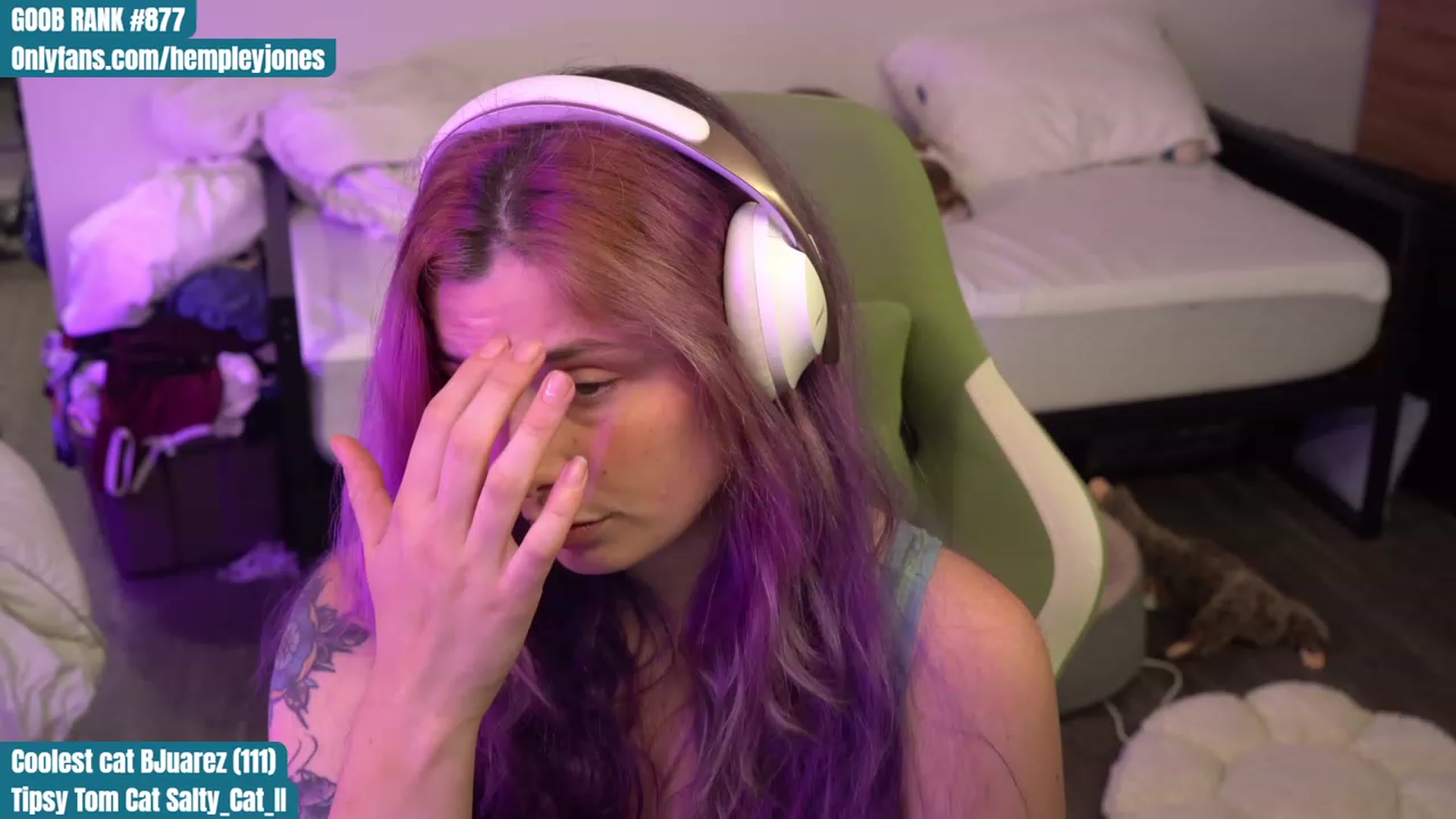 Gallery image thumbnail from Hempleyjones's myfreecams stream on, 08/30/2023, 24:00 image 4 of 20