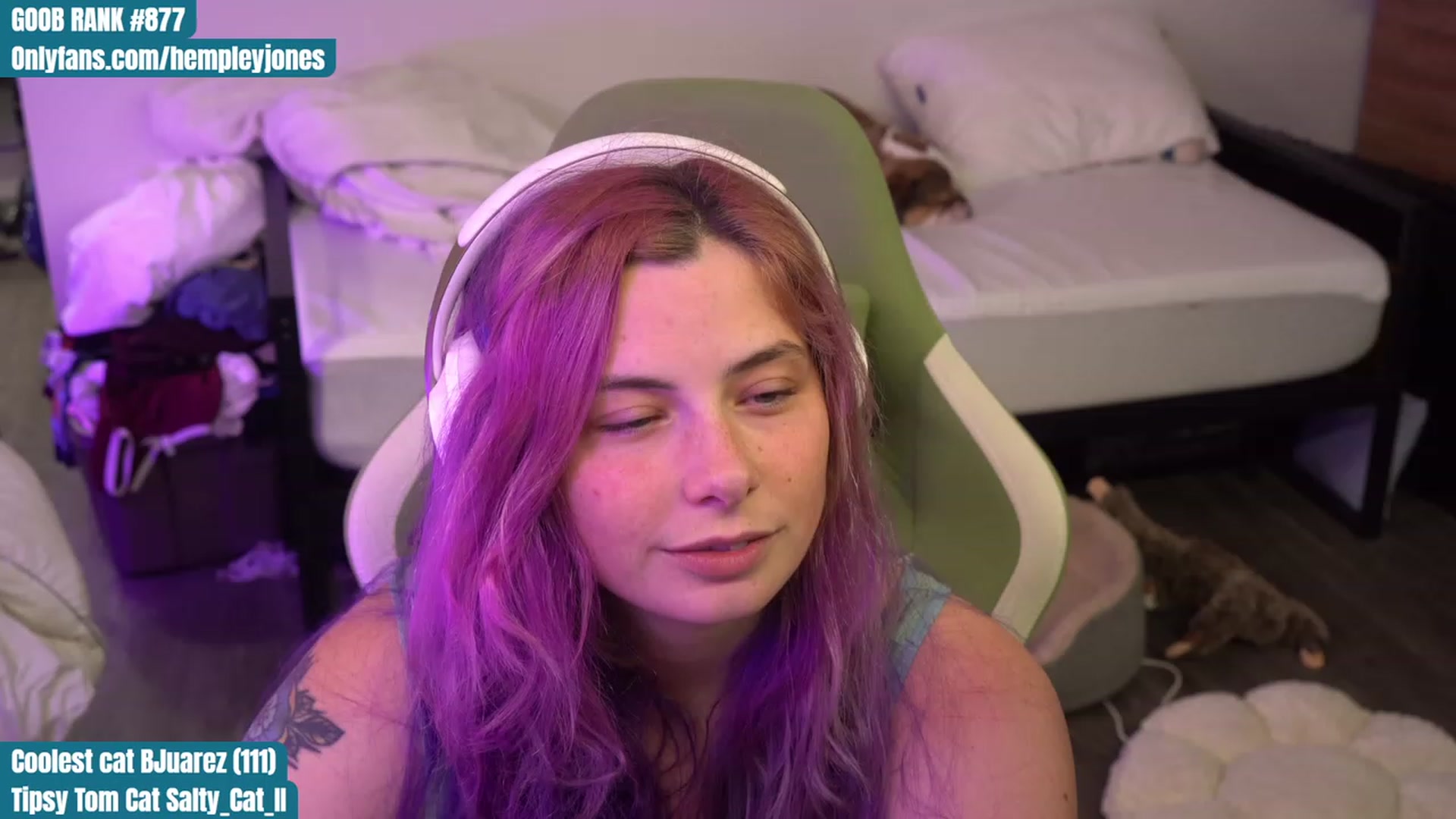 Gallery image thumbnail from Hempleyjones's myfreecams stream on, 08/30/2023, 24:00 image 7 of 20