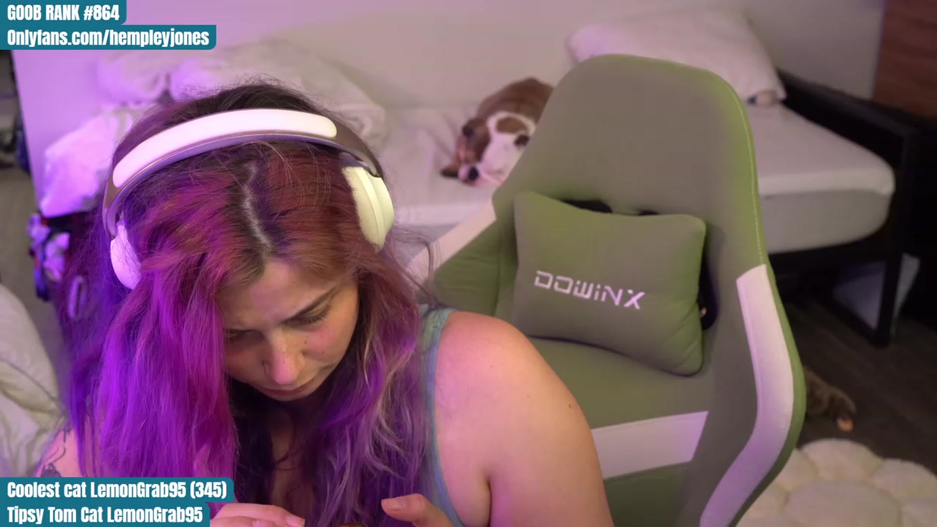 Gallery image thumbnail from Hempleyjones's myfreecams stream on, 08/30/2023, 01:53 image 3 of 20