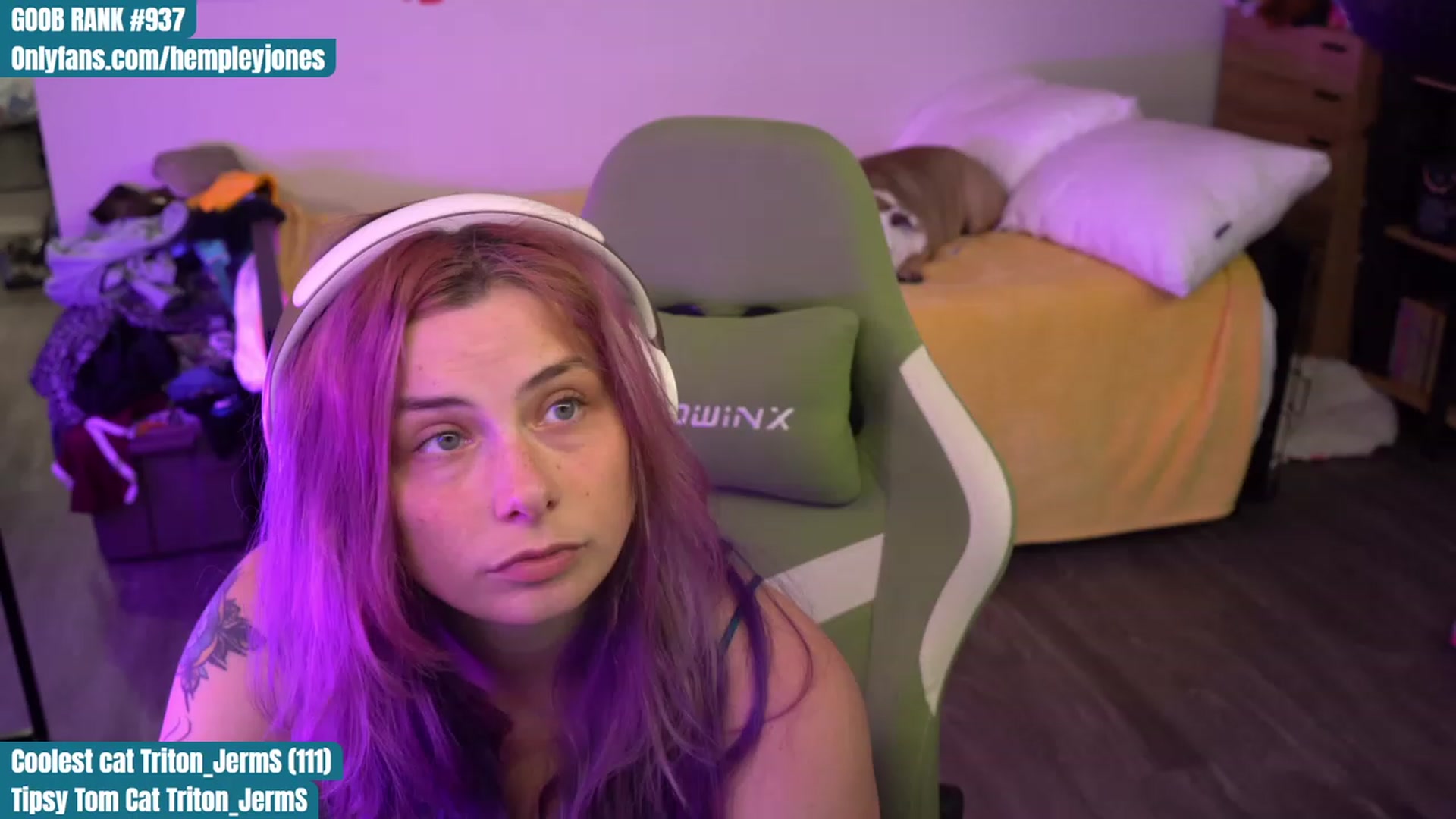 Gallery image thumbnail from Hempleyjones's myfreecams stream on, 09/01/2023, 24:09 image 5 of 20