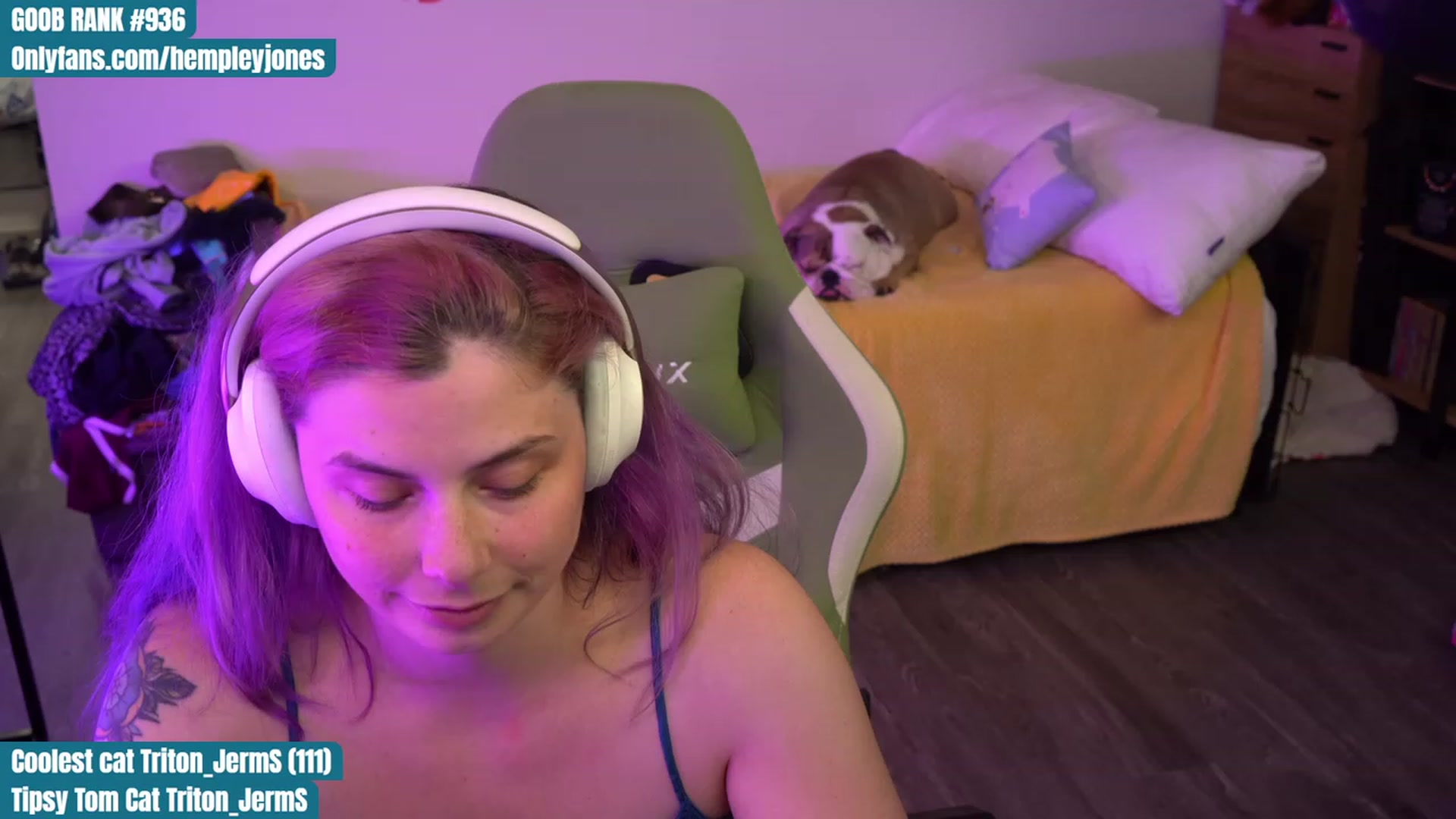 Gallery image thumbnail from Hempleyjones's myfreecams stream on, 09/01/2023, 02:10 image 20 of 20