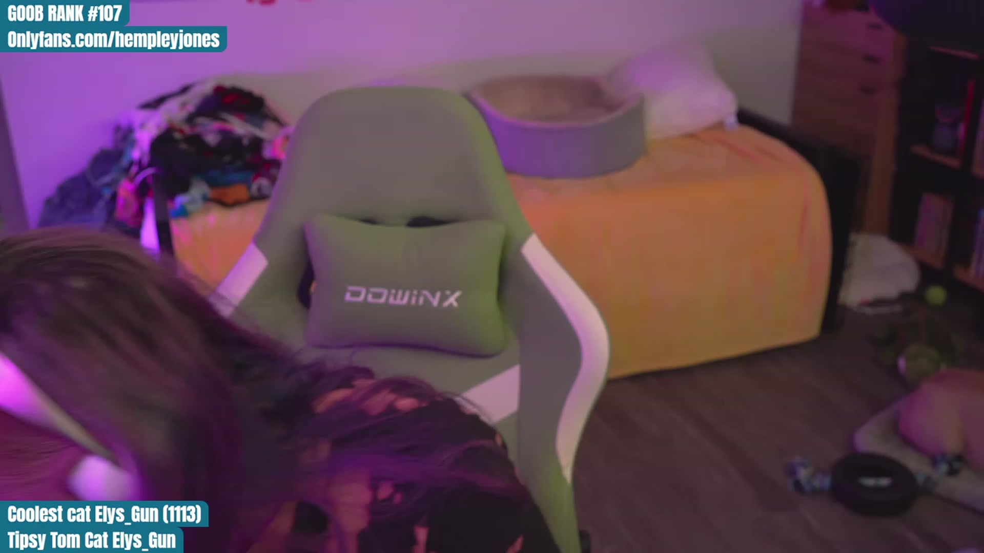 Gallery image thumbnail from Hempleyjones's myfreecams stream on, 09/01/2023, 23:18 image 3 of 20