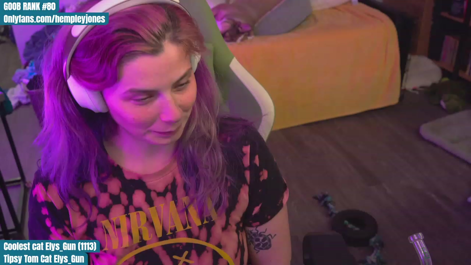 Gallery image thumbnail from Hempleyjones's myfreecams stream on, 09/02/2023, 02:26 image 13 of 20