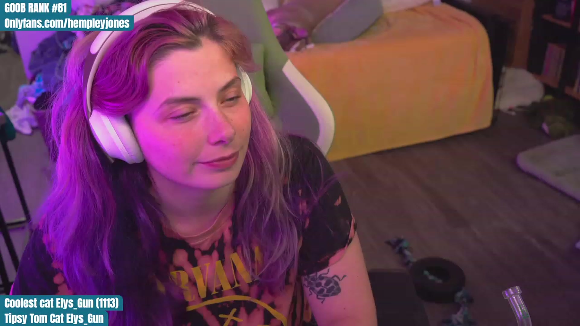 Gallery image thumbnail from Hempleyjones's myfreecams stream on, 09/02/2023, 02:26 image 17 of 20