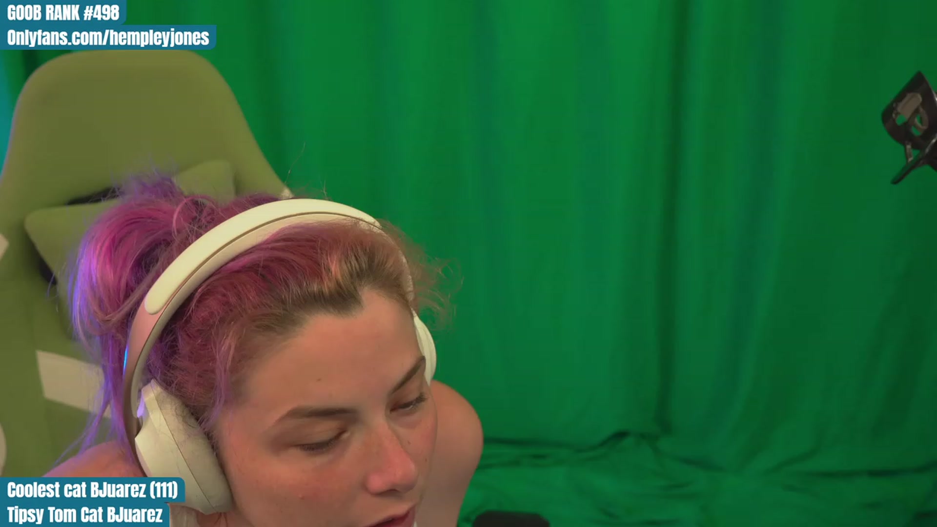 Gallery image thumbnail from Hempleyjones's myfreecams stream on, 09/04/2023, 21:21 image 11 of 20