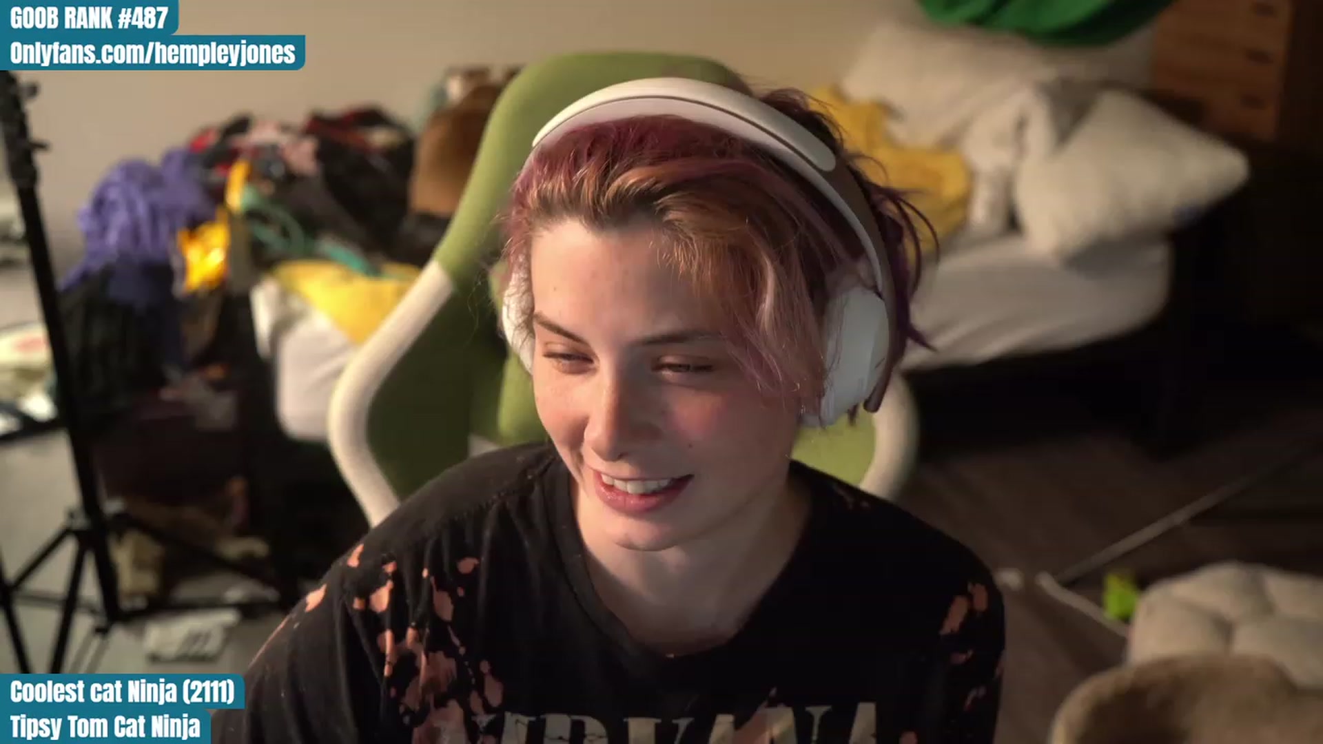 Gallery image thumbnail from Hempleyjones's myfreecams stream on, 09/07/2023, 02:05 image 15 of 20