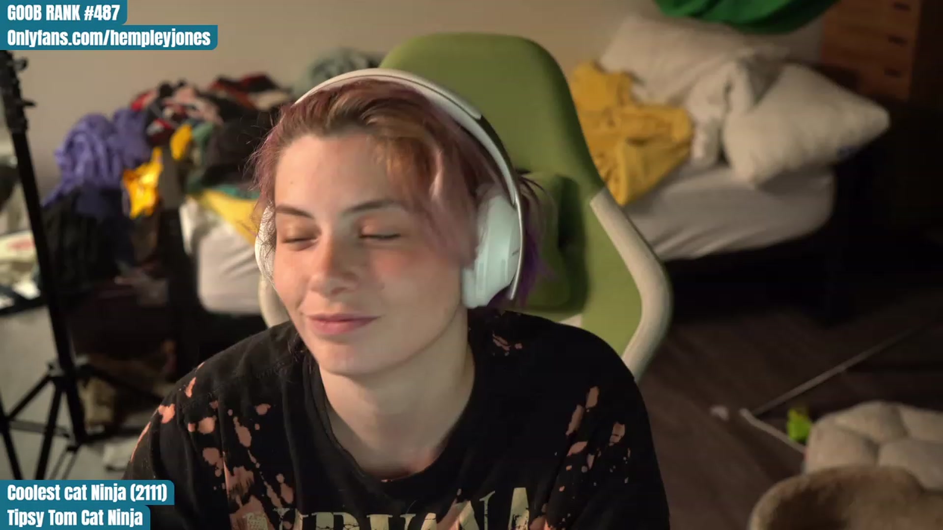 Gallery image thumbnail from Hempleyjones's myfreecams stream on, 09/07/2023, 02:05 image 19 of 20