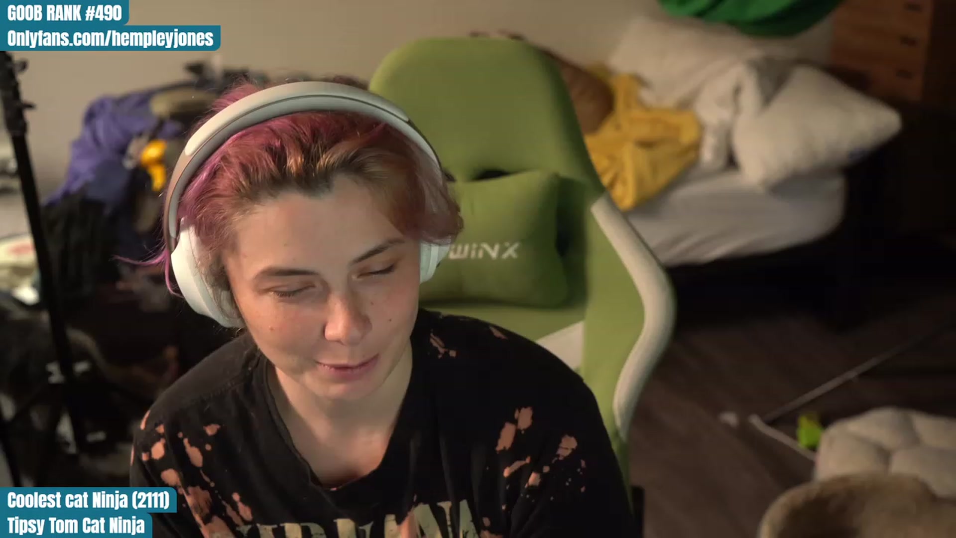 Gallery image thumbnail from Hempleyjones's myfreecams stream on, 09/07/2023, 02:05 image 13 of 20