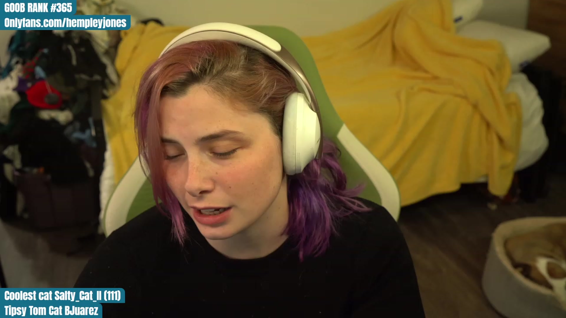 Gallery image thumbnail from Hempleyjones's myfreecams stream on, 09/13/2023, 02:00 image 5 of 20