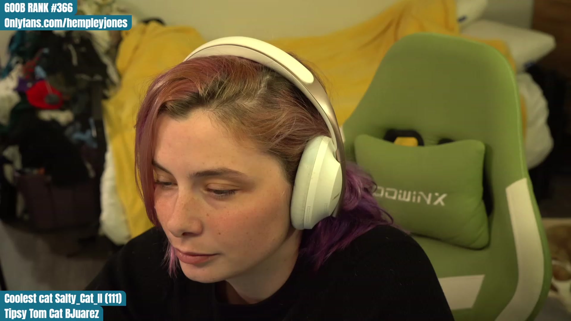 Gallery image thumbnail from Hempleyjones's myfreecams stream on, 09/13/2023, 02:00 image 6 of 20