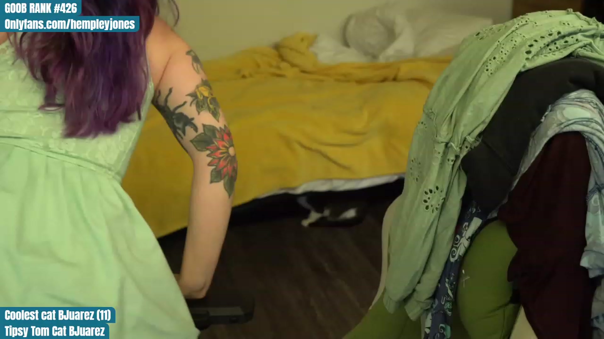 Gallery image thumbnail from Hempleyjones's myfreecams stream on, 09/15/2023, 01:02 image 4 of 20