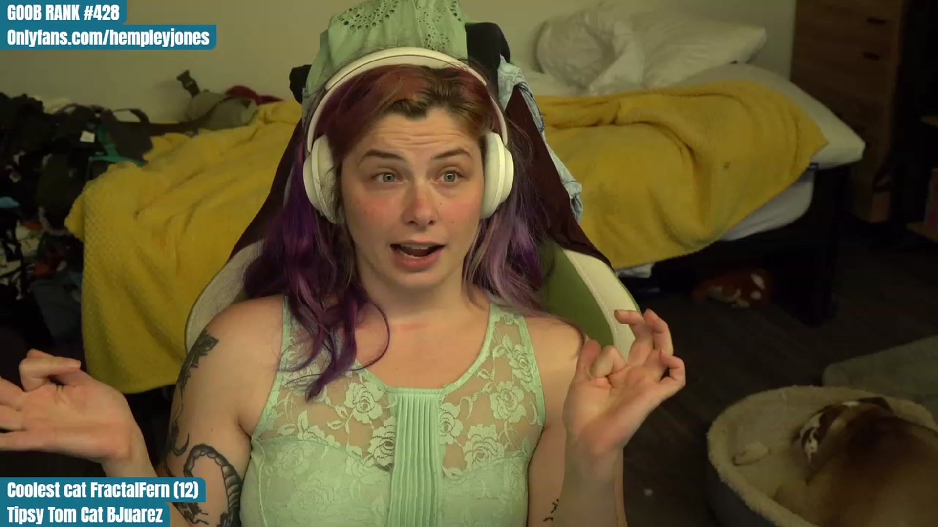 Gallery image thumbnail from Hempleyjones's myfreecams stream on, 09/15/2023, 01:02 image 10 of 20