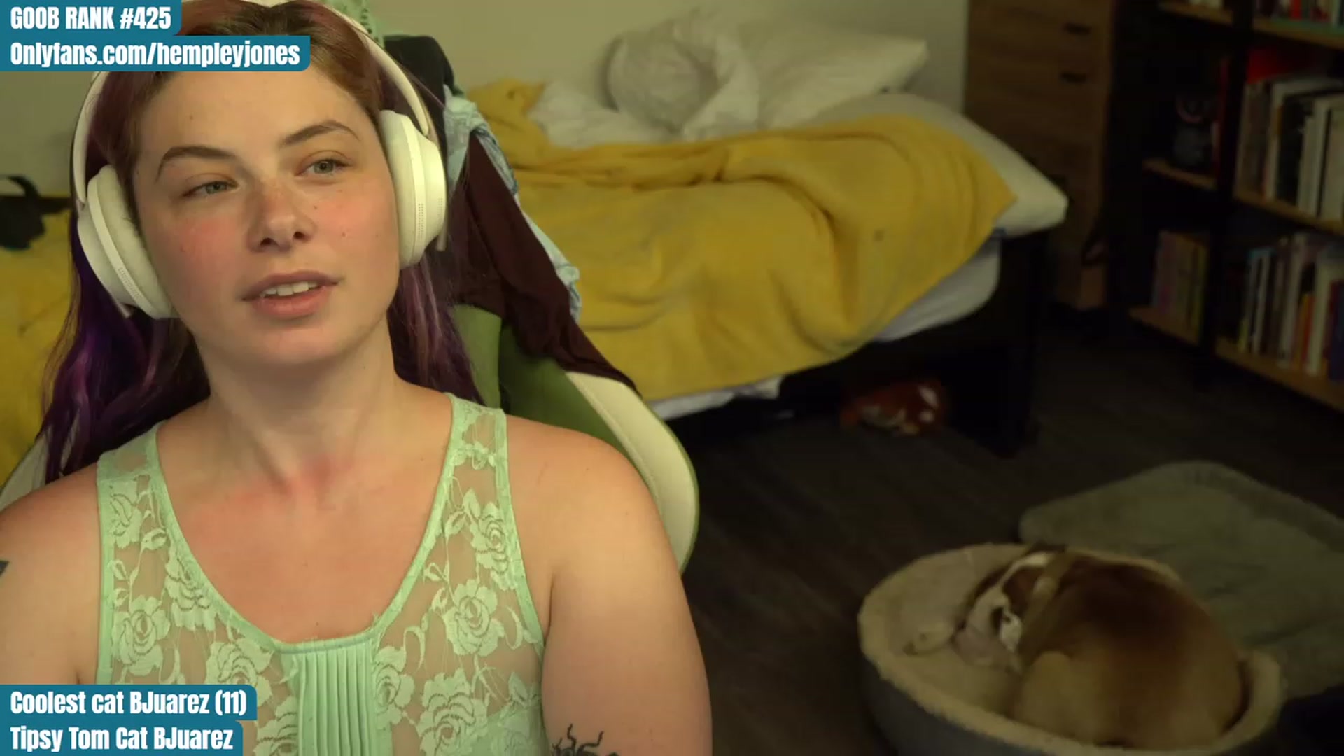 Gallery image thumbnail from Hempleyjones's myfreecams stream on, 09/15/2023, 01:02 image 2 of 20