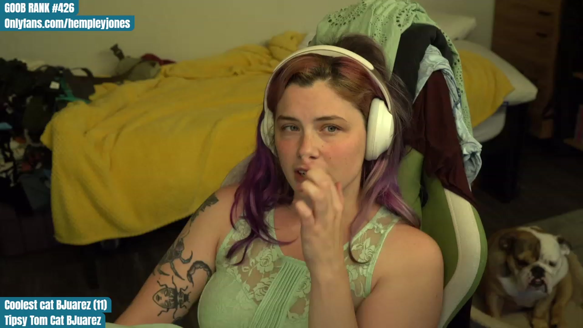 Gallery image thumbnail from Hempleyjones's myfreecams stream on, 09/15/2023, 01:02 image 5 of 20