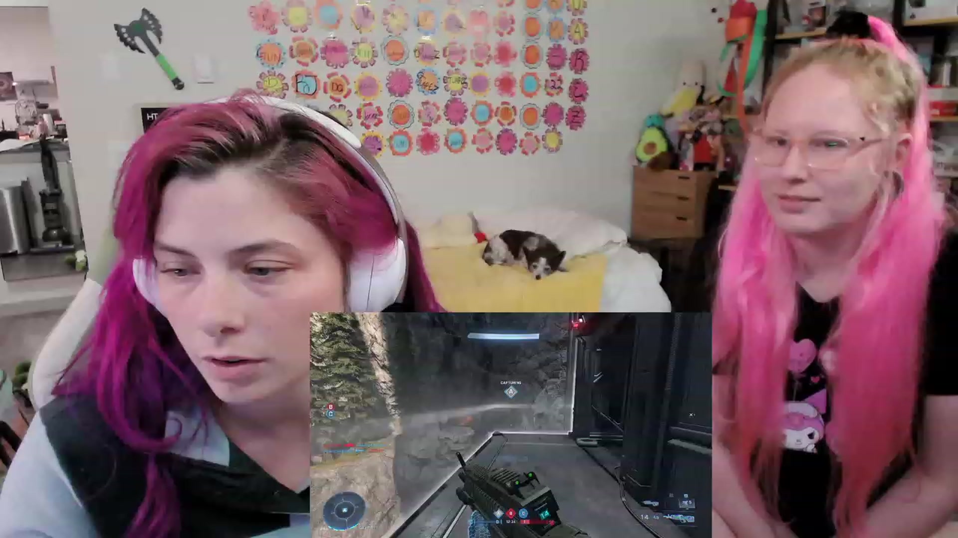 Gallery image thumbnail from Hempleyjones's myfreecams stream on, 09/27/2023, 02:15 image 11 of 20