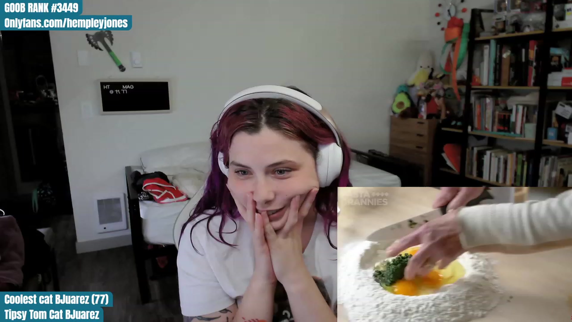 Gallery image thumbnail from Hempleyjones's myfreecams stream on, 10/03/2023, 02:58 image 3 of 20