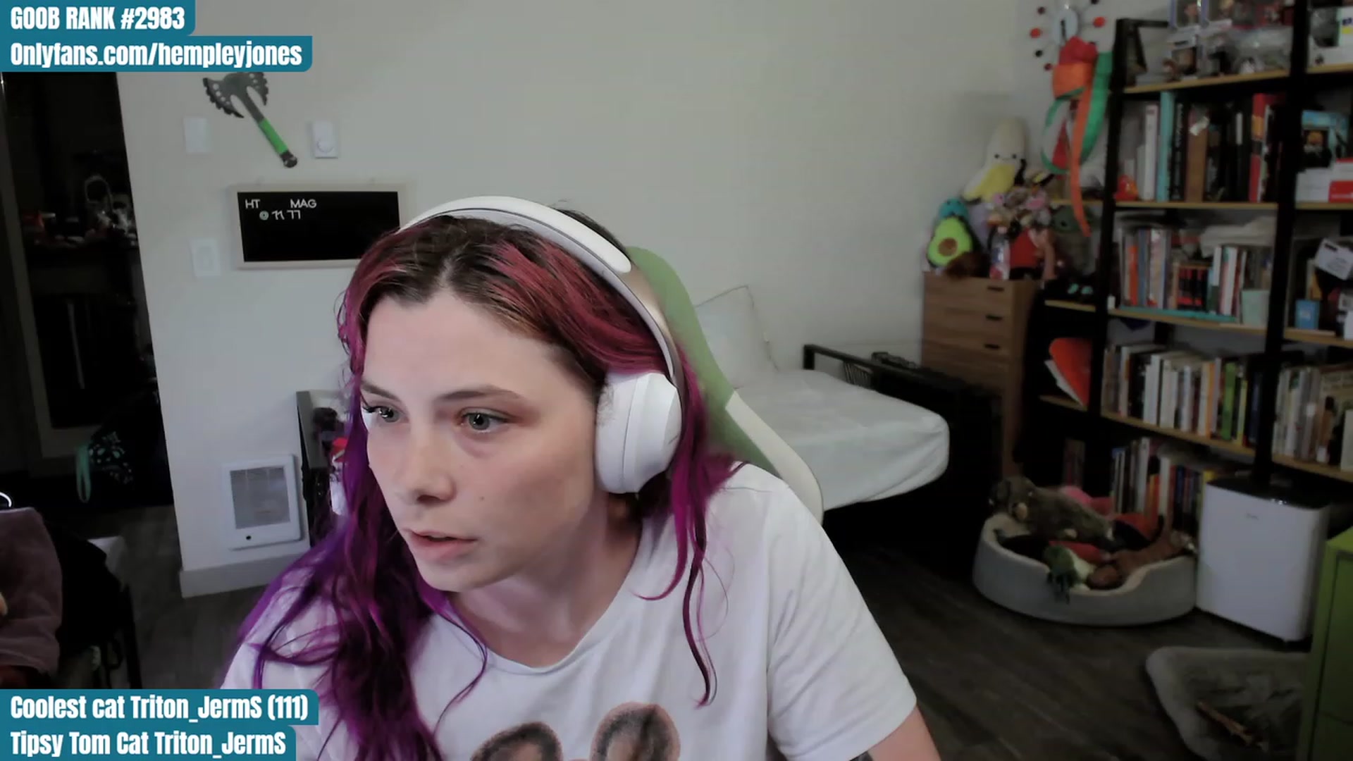 Gallery image thumbnail from Hempleyjones's myfreecams stream on, 10/03/2023, 02:58 image 6 of 20