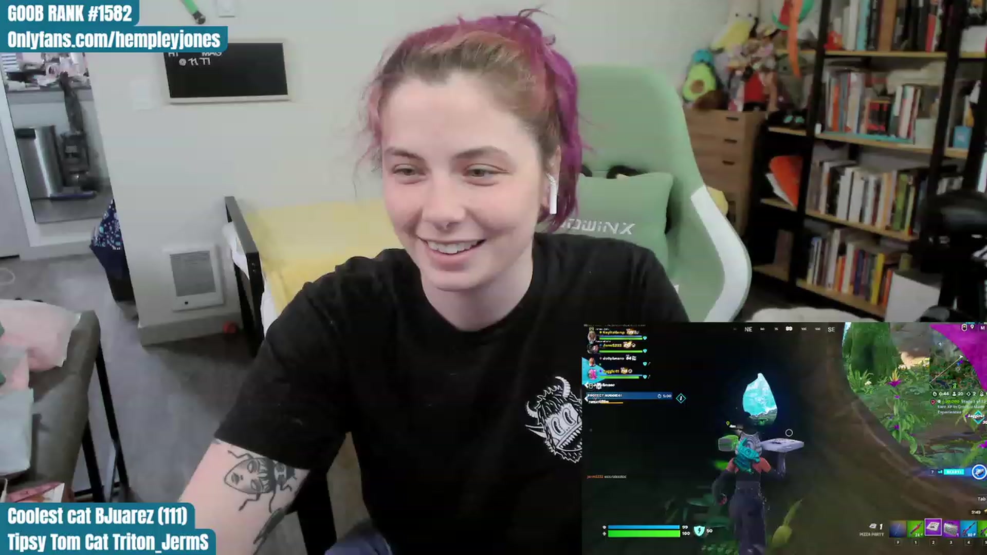Gallery image thumbnail from Hempleyjones's myfreecams stream on, 10/08/2023, 24:58 image 19 of 20