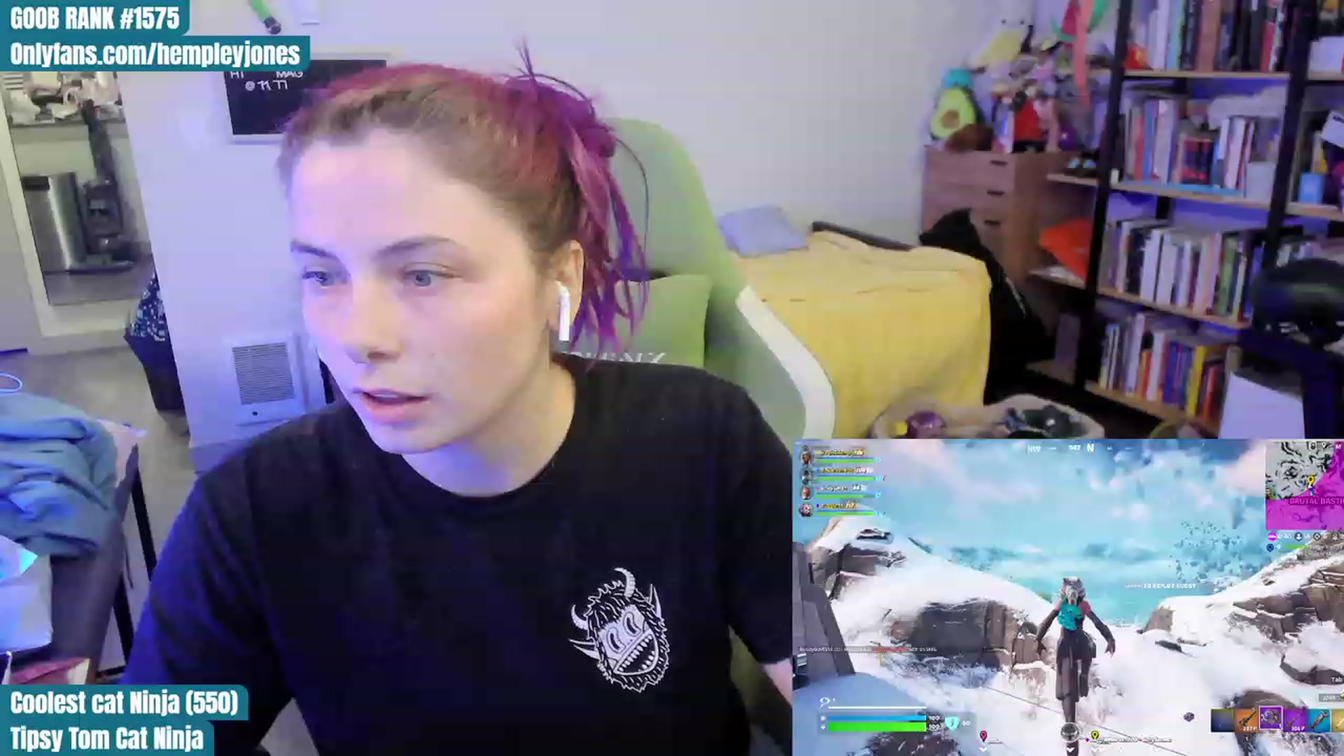 Gallery image thumbnail from Hempleyjones's myfreecams stream on, 10/08/2023, 02:24 image 8 of 20
